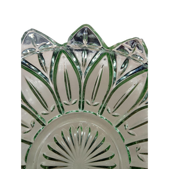 Vintage Federal Glass Bowl Green Iridescent Petal Design - Picture 4 of 6